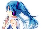  aqua_eyes aqua_hair bad_id bad_pixiv_id hatsune_miku long_hair nail_polish profile simple_background solo syutyou twintails vocaloid 