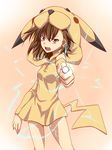  bad_id bad_pixiv_id biribiri brown_eyes brown_hair cosplay costume electricity gen_1_pokemon hood kamo_(yokaze) misaka_mikoto pikachu pikachu_(cosplay) pokemon power_connection solo tail to_aru_kagaku_no_railgun to_aru_majutsu_no_index 