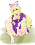  barefoot blonde_hair breasts elbow_gloves feet gloves hat highres kuro_suto_sukii large_breasts long_hair purple_eyes single_sock sock_pull socks soles solo toe-point toes touhou white_gloves white_legwear yakumo_yukari 