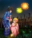  aerial_fireworks black_hair blonde_hair blue_eyes blue_kimono fireflies fireworks floral_print grass highres holding_hands japanese_clothes kimono multiple_girls night night_sky obi original pink_kimono print_kimono red_eyes ren_(nyanyo) sash senkou_hanabi sky skyline sparkler yukata 