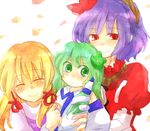  carrying family frog happy kochiya_sanae moriya_suwako multiple_girls smile snake touhou yasaka_kanako younger zawameki 