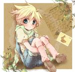  :&lt; blonde_hair blue_eyes blush full_body kagamine_len male_focus open_mouth overalls scarf sitting solo vocaloid wakakohime_moe 