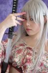  cosplay natsume_maya photo silver_hair sword takizawa_kazuya tenjou_tenge weapon 