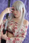  bare_shoulders cosplay midriff natsume_maya photo silver_hair sword takizawa_kazuya tenjou_tenge weapon 