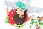  cosplay food fruit ichigo_100 ichigo_100_percent kipi-san photo school_uniform serafuku sotomura_misuzu strawberry strawberry_pillow 
