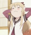  animated animated_gif blonde_hair blush holding_head long_hair lowres ribbon school_uniform scream screaming toshinou_kyouko yuru_yuri 