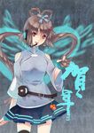  bare_shoulders belt bow fingerless_gloves gloves grey_hair hair_bow headset highres long_hair luo_tianyi narcisse red_eyes short_hair_with_long_locks skirt smile solo vocaloid vocanese 