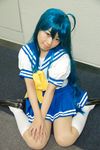  ahoge blue_hair cosplay izumi_konata kneehighs lucky_star photo sailor sailor_uniform school_uniform serafuku yayoi 