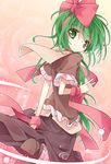  bad_id bad_pixiv_id bow green_eyes green_hair hair_bow itsutsuki kagiyama_hina leg_lift long_hair shoes smile solo touhou 