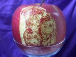  apple carving cutout double_v earmuffs food fruit hat mausoleum mononobe_no_futo multiple_girls open_mouth photo ringo_no_majutsushi soga_no_tojiko tate_eboshi touhou toyosatomimi_no_miko unconventional_media v 