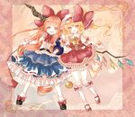  ascot blonde_hair blush chain fang flandre_scarlet gourd hat hat_ribbon horns ibuki_suika long_hair multiple_girls open_mouth piko_(domokonchi) red_eyes ribbon short_hair side_ponytail skirt smile touhou white_legwear wings wrist_cuffs 