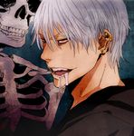  1boy bleach doru_(pixiv2418912) ichimaru_gin male male_focus motsu_(f0204) solo white_hair 