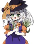  +_+ 1girl black_headwear blush bow collared_shirt cowboy_shot dress genshin_impact green_eyes green_hair hat hat_bow highres hirarinoie holding holding_wand long_hair looking_at_viewer nahida_(genshin_impact) open_mouth orange_bow orange_dress pointy_ears puffy_short_sleeves puffy_sleeves purple_dress shirt short_sleeves simple_background smile solo wand white_background white_hair white_shirt witch_hat 