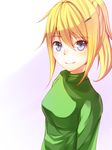  blonde_hair blue_eyes green_shirt hair_ornament hairclip highres poniko ponytail shirt smile solo turn-a yume_nikki 