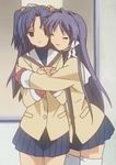  animated animated_gif clannad fujibayashi_kyou hair_bobbles hair_ornament hikarizaka_private_high_school_uniform hug ichinose_kotomi lowres multiple_girls purple_eyes purple_hair school_uniform screencap thighhighs two_side_up 