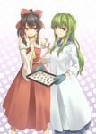  apron ascot baking_sheet black_hair bow brown_eyes chirosuke_(nameless) cookie detached_sleeves food green_eyes green_hair hair_bow hair_tubes hakurei_reimu kochiya_sanae long_hair multiple_girls oven_mitts smile touhou tray 