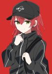  818_seki bag baggy_clothes baseball_cap black_baseball_cap black_hoodie blush bocchi_the_rock! dot_nose drawstring green_eyes hair_between_eyes hat highres hood hoodie kessoku_band_logo kita_ikuyo long_hair long_sleeves looking_at_viewer one_side_up red_background red_hair simple_background smile 