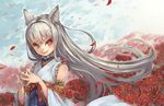  animal_ear_fluff animal_ears bare_shoulders detached_sleeves field fingers_together flower flower_field fox_ears japanese_clothes kimono long_hair looking_at_viewer original petals red_eyes silver_hair smile solo spider_lily suzuno_(bookshelf) upper_body wind 