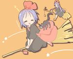 bad_id bad_pixiv_id black_cat broom broom_riding cat core_(mayomayo) cosplay hiiragi_kagami hiiragi_tsukasa jiji_(majo_no_takkyuubin) kiki kiki_(cosplay) lucky_star majo_no_takkyuubin multiple_girls 