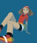  bandana bare_legs bike_shorts blue_background blue_eyes brown_hair drawr haruka_(pokemon) mimizubare pokemon pokemon_(game) pokemon_rse sitting solo 