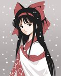  black_hair bow coat kurosarena long_hair nakoruru overcoat red_bow ribbon samurai_spirits smile snow solo 