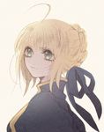  ahoge artoria_pendragon_(all) blonde_hair fate/zero fate_(series) green_eyes lowres portrait saber solo tsumi_guilty 