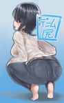  ass barefoot belt black_hair blue_background blush breasts denim highres jeans large_breasts looking_back original pants punipuni red_eyes shirt short_hair solo squatting tiptoes tongue tongue_out 
