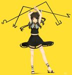  arms_up bow brown_eyes brown_hair capelet cosplay dowsing_rod full_body hair_bow hair_tubes hakurei_reimu jewelry kawashina_(momen_silicon) long_hair midriff navel nazrin nazrin_(cosplay) pendant ponytail sandals sidelocks simple_background skirt solo standing touhou yellow_background 