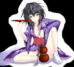  1girl black_hair breasts japanese_clothes kimono large_breasts maji_de_watashi_ni_koi_shinasai! makkori musashibou_benkei purple_eyes short_hair smile socks solo thighhighs yukata 