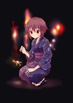  brown_eyes brown_hair fireworks japanese_clothes kimono nagato_yuki nanabuluku senkou_hanabi short_hair solo sparkler suzumiya_haruhi_no_yuuutsu yukata 