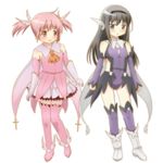  akemi_homura black_hair boots color_connection cosplay fate/kaleid_liner_prisma_illya fate_(series) feathers hair_feathers kaname_madoka long_hair magical_girl mahou_shoujo_madoka_magica miyu_edelfelt miyu_edelfelt_(cosplay) multiple_girls nayo_(acgin) parody pink_eyes pink_footwear pink_hair prisma_illya prisma_illya_(cosplay) purple_eyes short_twintails thigh_boots thighhighs twintails 