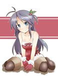  blue_eyes christmas gloves hair_ornament hiiragi_miki holly holly_hair_ornament long_hair lucky_star purple_hair red_gloves shing_(sorairo_factory) solo thighhighs 