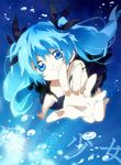  aqua_eyes aqua_hair bad_id bad_pixiv_id black_dress bubble dress foreshortening from_above hatsune_miku long_hair sakuro shinkai_shoujo_(vocaloid) solo twintails underwater vocaloid 