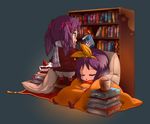  blanket book bookshelf cake chibi cup food glowing hiiragi_kagami hiiragi_tsukasa lucky_star mug multiple_girls pastry pillow purple_hair scarf shoushiki sleeping socks 