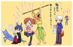  &gt;_&lt; 2girls bag bandana beanie blue_hair brown_hair closed_eyes handheld_game_console hat headphones kihara_atsurou megami_ibunroku_devil_survivor megami_tensei messenger_bag mishiyomi_kazumi multiple_boys multiple_girls nintendo_ds orange_hair pixie_(megami_tensei) protagonist_(devil_survivor) short_hair shoulder_bag skirt tanigawa_yuzu thighhighs translated 