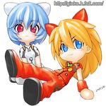  2girls :3 arm_support ayanami_rei bad_id bad_pixiv_id blue_eyes blue_hair blush_stickers chibi commentary_request dated ginko_(silver_fox) hair_ornament looking_at_viewer multiple_girls neon_genesis_evangelion orange_hair pants pink_eyes pinky_street plugsuit simple_background smirk souryuu_asuka_langley tareme watermark web_address white_background 