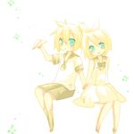  1girl aruya_(flosrota) bad_id bad_pixiv_id blonde_hair brother_and_sister child green_eyes holding_hands kagamine_len kagamine_rin paper_airplane siblings twins vocaloid younger 
