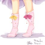  artist_name boots bow character_name close-up dated dress feet ichirino_minagi lower_body patchouli_knowledge pink_footwear shoes signature simple_background socks solo touhou waist_down white_background 