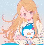  1girl animal animal_hug aqua_ribbon bird blonde_hair blue_background blue_skirt blush_stickers brown_eyes chinese_commentary collar colored_eyelashes commentary_request crossed_arms frilled_collar frills gradient_background highres holding holding_animal long_hair long_sleeves looking_down neck_ribbon orange_background original parted_lips penguin puffy_long_sleeves puffy_sleeves ribbon shirt sidelocks skirt snowing solo striped striped_shirt upper_body vertical-striped_shirt vertical-striped_sleeves vertical_stripes white_collar white_shirt yeshisi 