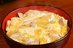  chicken_(food) egg food jiji_(kbj0225) making_of no_humans original oyakodon photorealistic still_life 