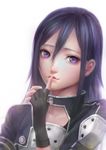  androgynous black_hair breastplate finger_to_mouth fingerless_gloves gloves kirito kirito_(sao-ggo) long_hair otoko_no_ko purple_eyes realistic sword_art_online upper_body zhenlin 