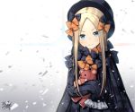 1girl abigail_williams_(fate/grand_order) bangs black_bow black_dress black_hat blonde_hair blue_eyes blush bow closed_mouth commentary_request diffraction_spikes doll_hug dress fate/grand_order fate_(series) forehead frilled_sleeves frills gradient gradient_background hair_bow hat long_hair long_sleeves looking_at_viewer miko_fly orange_bow parted_bangs polka_dot polka_dot_bow signature sleeves_past_fingers sleeves_past_wrists smile solo stuffed_animal stuffed_toy teddy_bear top_hat upper_body v-shaped_eyebrows white_background 