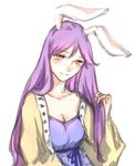  animal_ears bunny_ears casual hair_grab highres kuda_(yeouk) long_hair purple_hair red_eyes reisen_udongein_inaba smile solo touhou very_long_hair white_background 