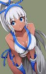  bare_shoulders blue_eyes breasts cleavage dark_skin gloves green_background high_ponytail highres large_breasts leaning_forward long_hair majikina_mina nac000 panties parted_lips samurai_spirits silver_hair simple_background snk solo underwear very_long_hair 