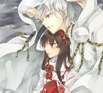  1girl black_hair chain female_saniwa_(touken_ranbu) hairband long_hair parted_lips pom_pom_(clothes) red_eyes saniwa_(touken_ranbu) silver_hair teasage touken_ranbu tsurumaru_kuninaga upper_body white_hair yellow_eyes 