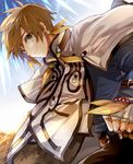  brown_hair capelet feathers fingerless_gloves gloves green_eyes hyouseki_ren male_focus smile solo sorey_(tales) tales_of_(series) tales_of_zestiria 