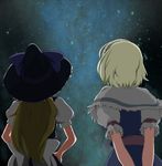  alice_margatroid arms_behind_back blonde_hair bow capelet dark from_behind from_below hairband hands_on_hips hat kirisame_marisa kugi_(kugi-xiv) long_hair looking_up multiple_girls night night_sky short_hair sky star_(sky) stargazing starry_sky touhou upper_body witch_hat 