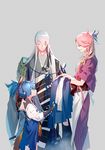  age_difference armor blue_hair green_eyes grey_background height_difference istkeinmal japanese_armor japanese_clothes kote kousetsu_samonji long_hair male_focus multiple_boys pink_hair sayo_samonji shoulder_armor simple_background sode souza_samonji touken_ranbu very_long_hair 