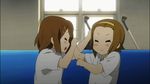  animated animated_gif blush brown_hair eyes_closed hair_clip hair_ornament hairband hairclip hirasawa_yui horiguchi_yukiko k-on! kyoto_animation multiple_girls short_hair tainaka_ritsu violence 