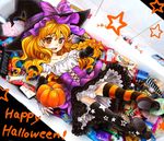  black_legwear halloween happy_halloween jack-o'-lantern kirisame_marisa mismatched_legwear orange_legwear print_legwear pumpkin solo star star_print striped striped_legwear thighhighs touhou yucke_(artist) 